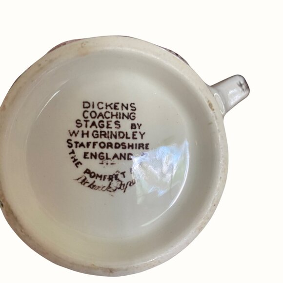 W.H. Grindley Vintage Dickens Coaching Stages Covered Sugar and Creamer Set - Picture 6 of 14